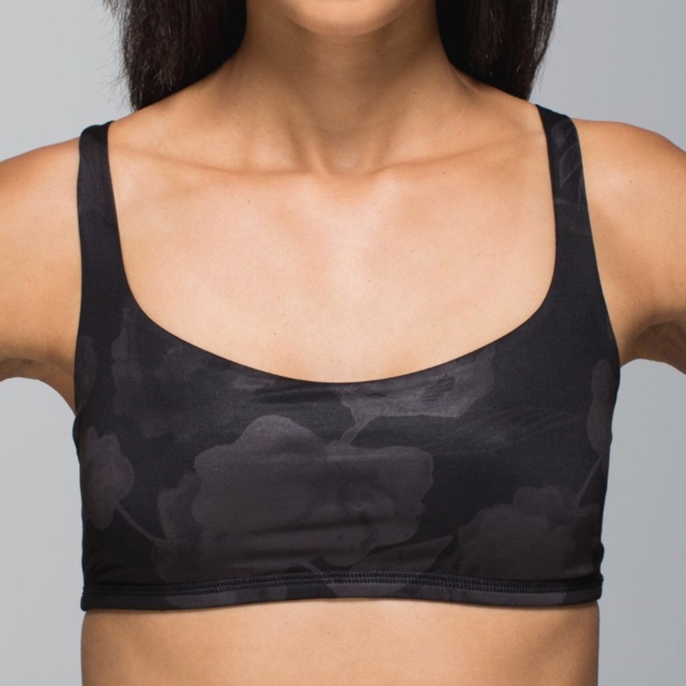 Lululemon Free to Be Bra